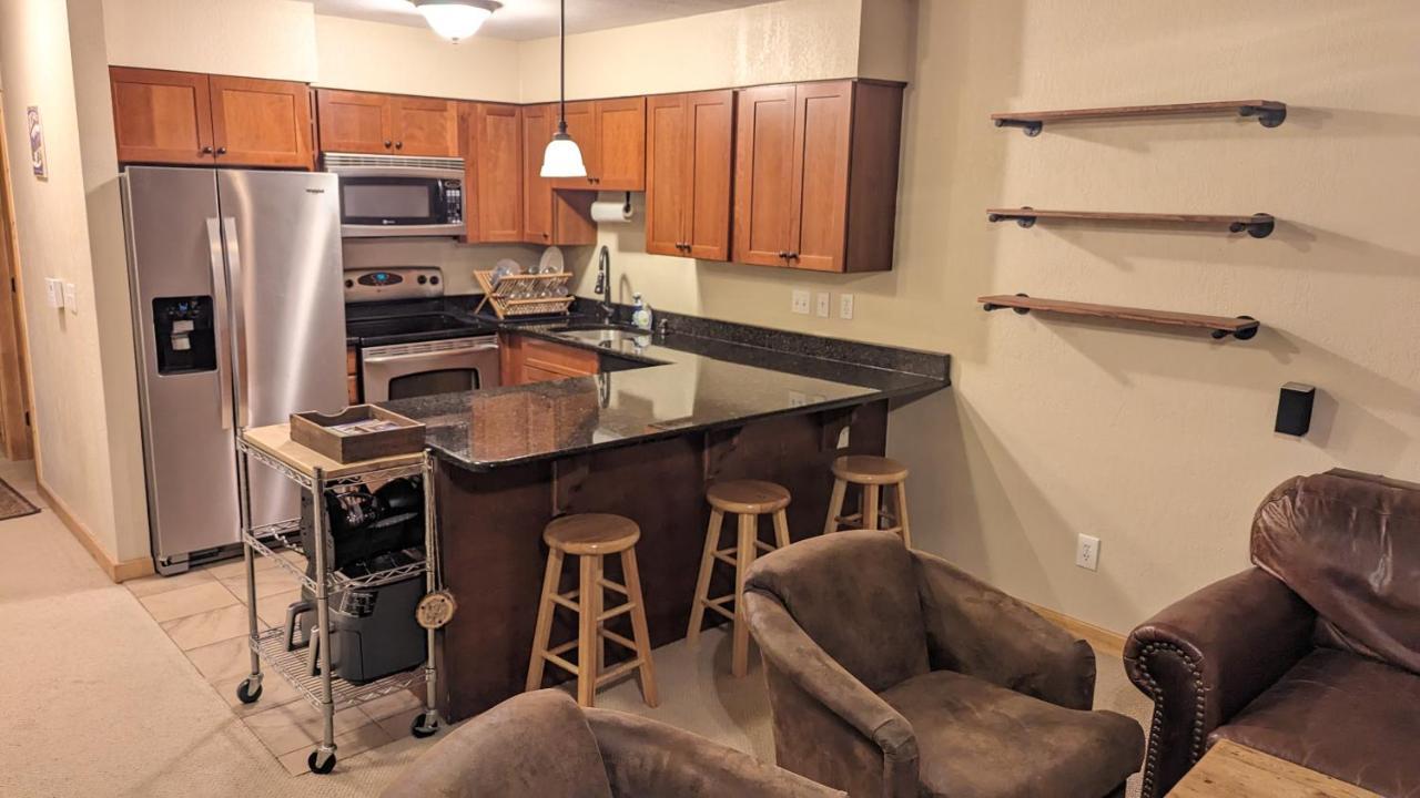 Cozy Townhouse On The Main Bus Line Villa Breckenridge Exterior foto