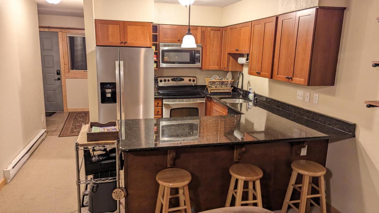 Cozy Townhouse On The Main Bus Line Villa Breckenridge Exterior foto